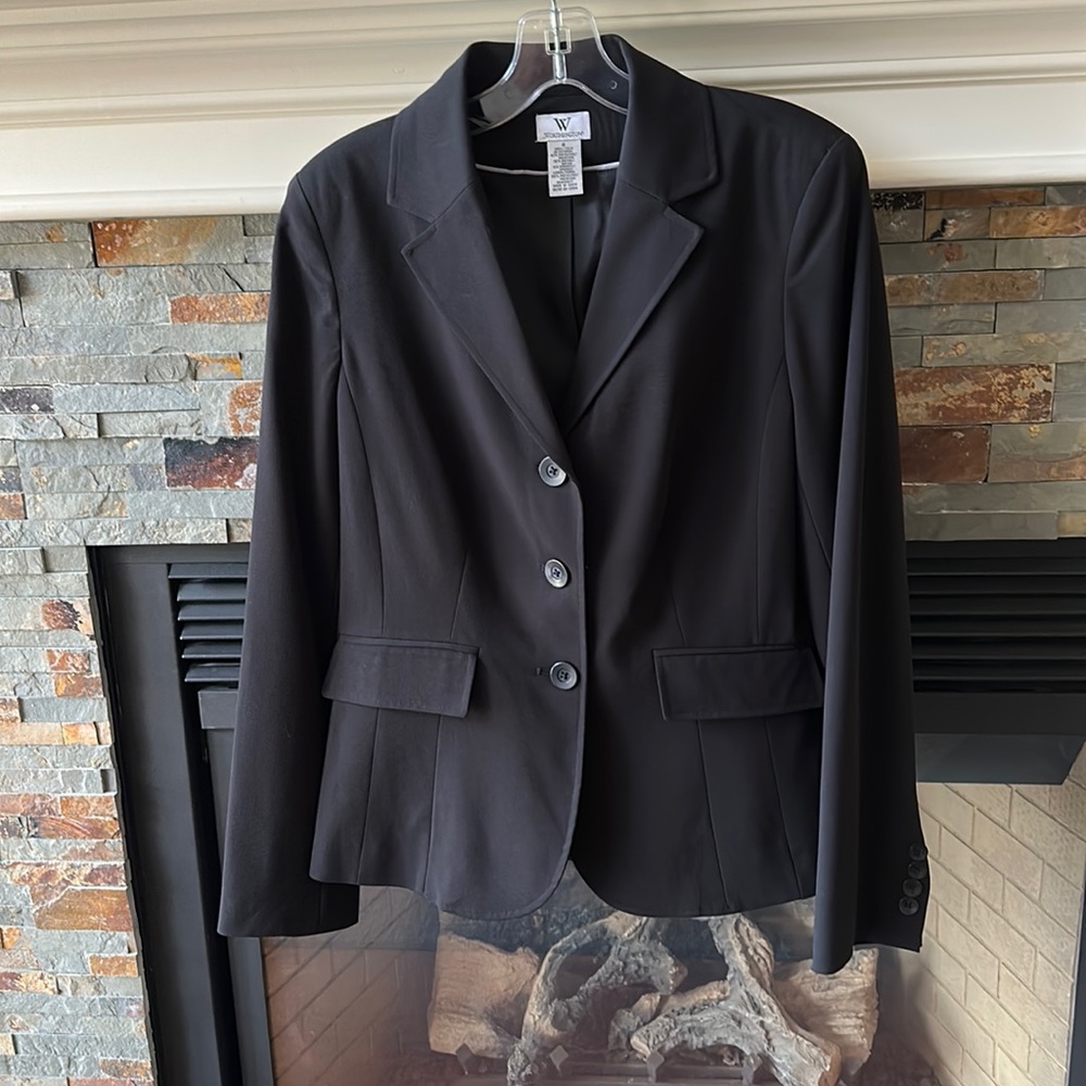 Black suit jacket for women